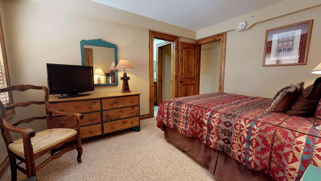 Отель Montaneros In Vail, A Destination By Hyatt Residen Номер фото